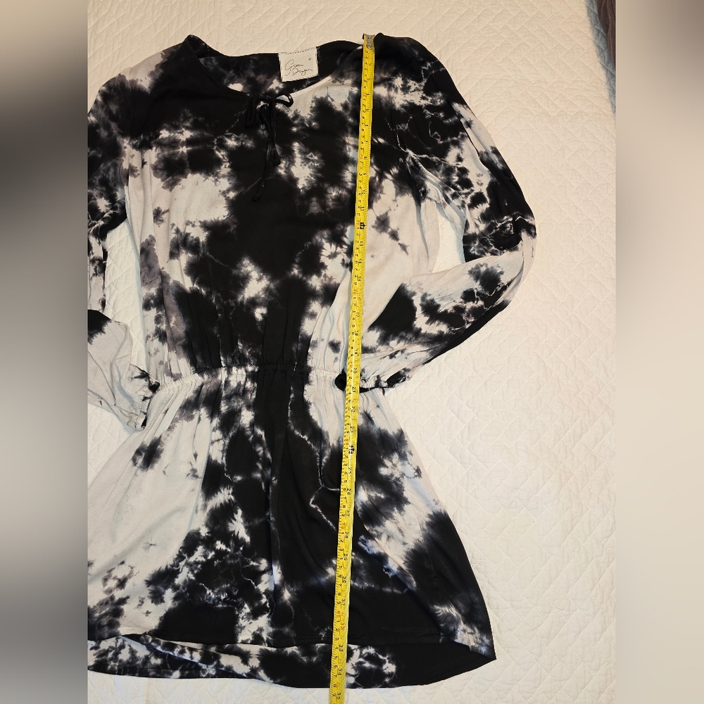Green Dragon NWT Black And White Tie-Dye Romper/Shorts Women's Size Medium - Picture 4 of 13